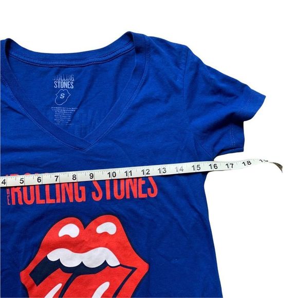 Rolling Stones 2016 Tour V-Neck Royal blue tour t-shirt size small band t-shirt - Picture 6 of 7